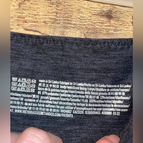 Victoria's Secret On Point Athletic leggings - Picture 5 of 6